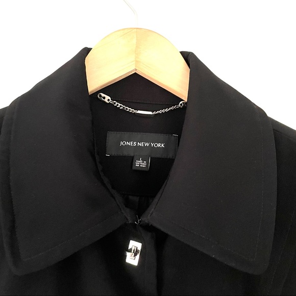 SOLD! Jones New York Classic Trench Coat- L - Picture 6 of 8